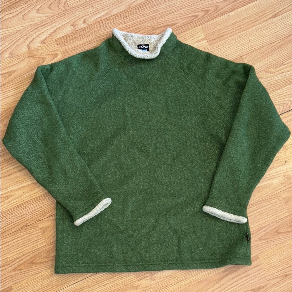 Green Kuhl alpaca fleece pullover